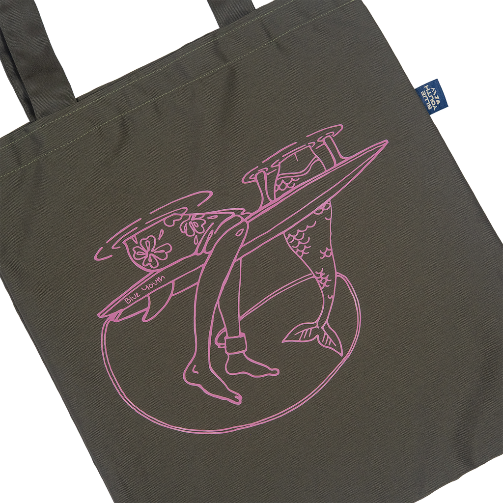 Tote Bag de una sirena con un surfista blue youth color verde