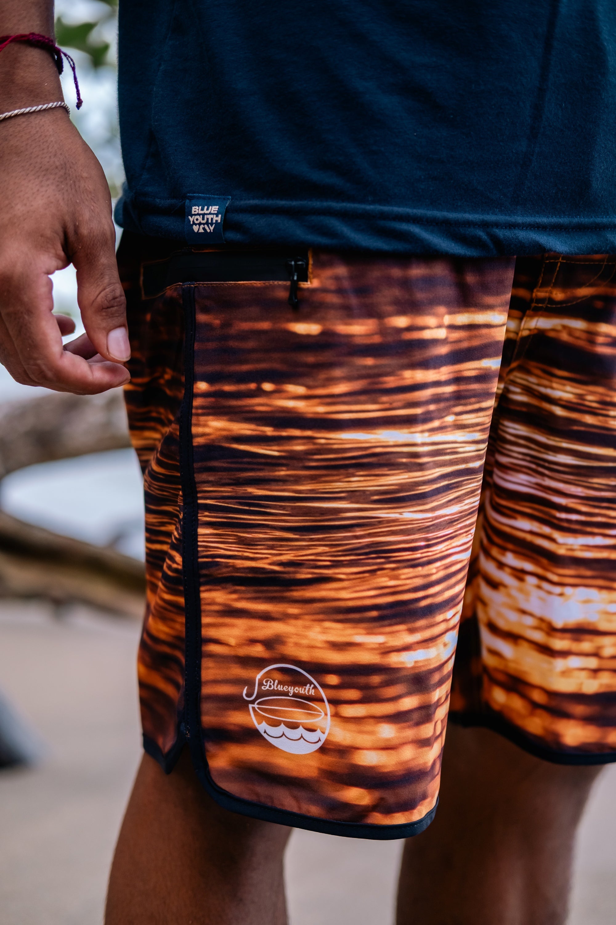 Boardshort inspirado en el amanecer en Puerto Viejo Costa Rica