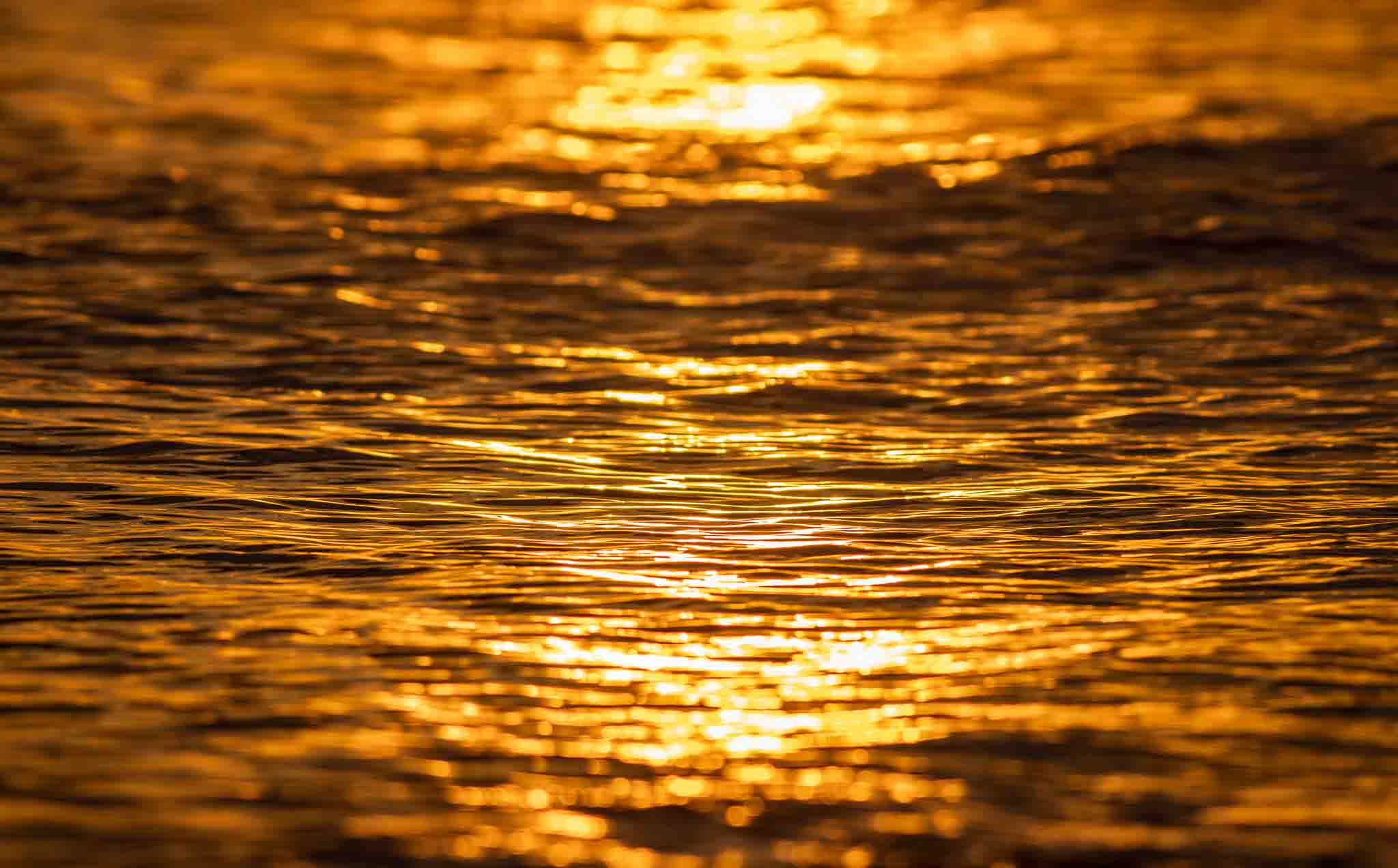 Fotografía de un amanecer en el Caribe de Costa Rica