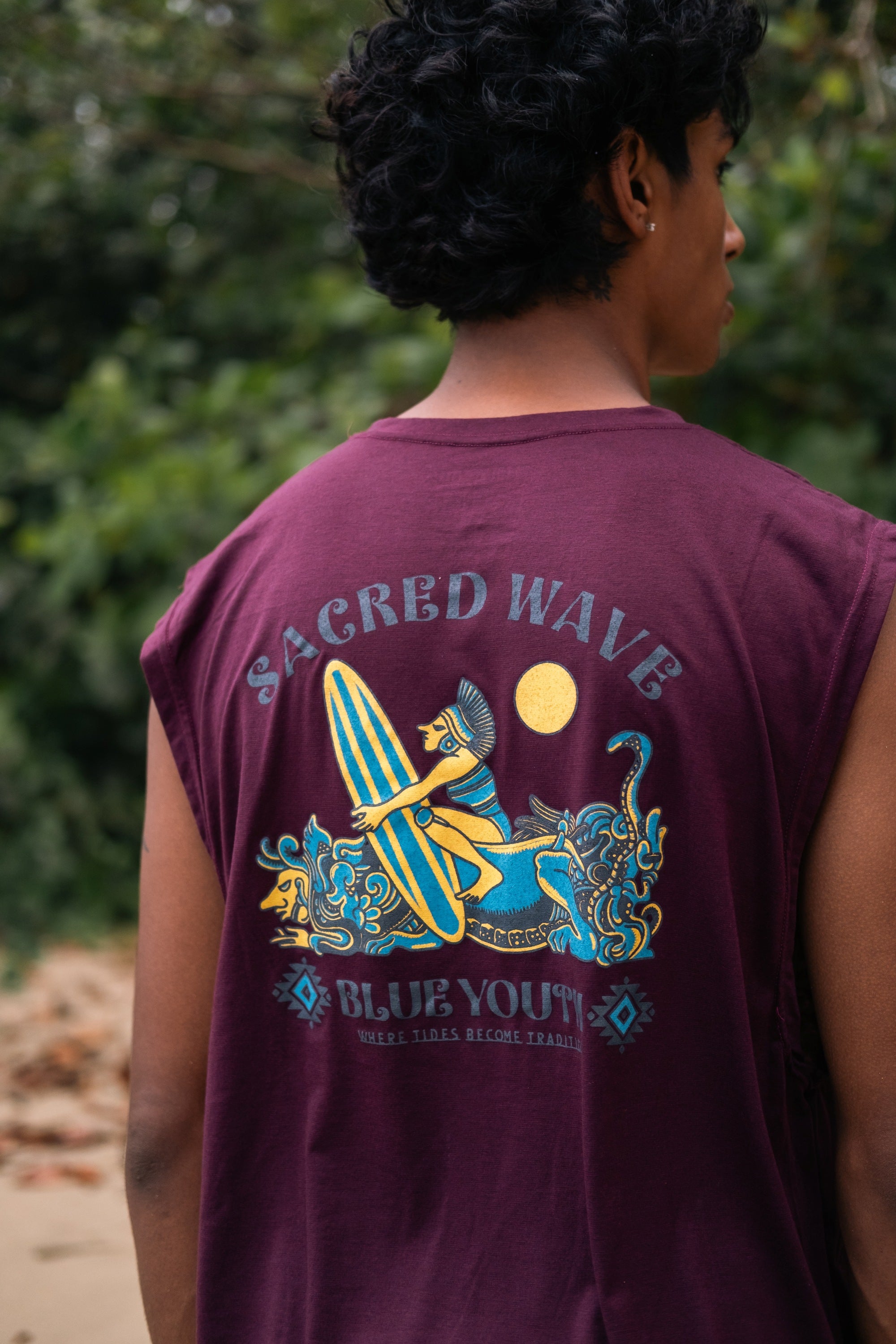 Camiseta sin mangas para los amantes de las olas y el surf