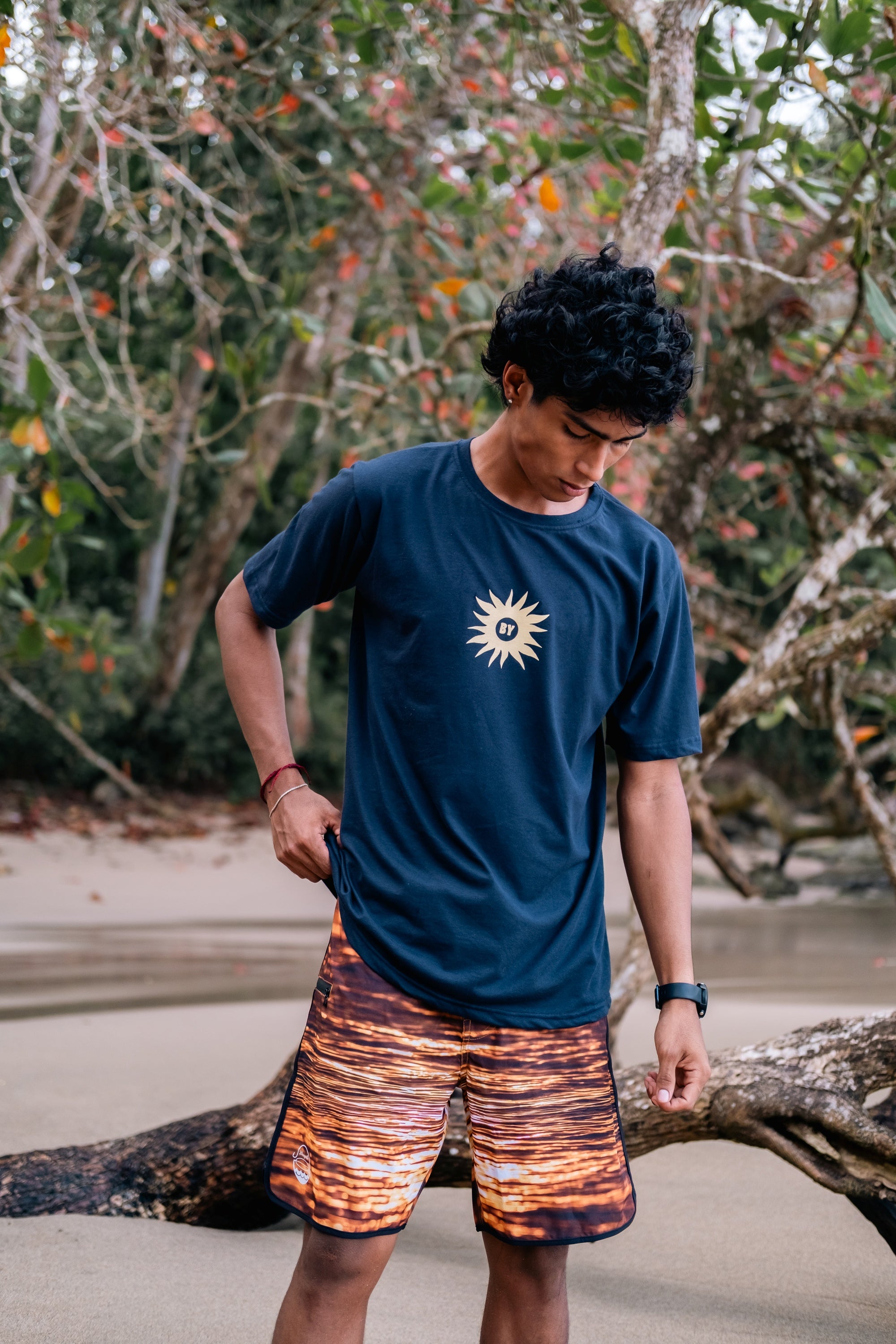 Boardshort inspirado en el amanecer en Puerto Viejo Costa Rica