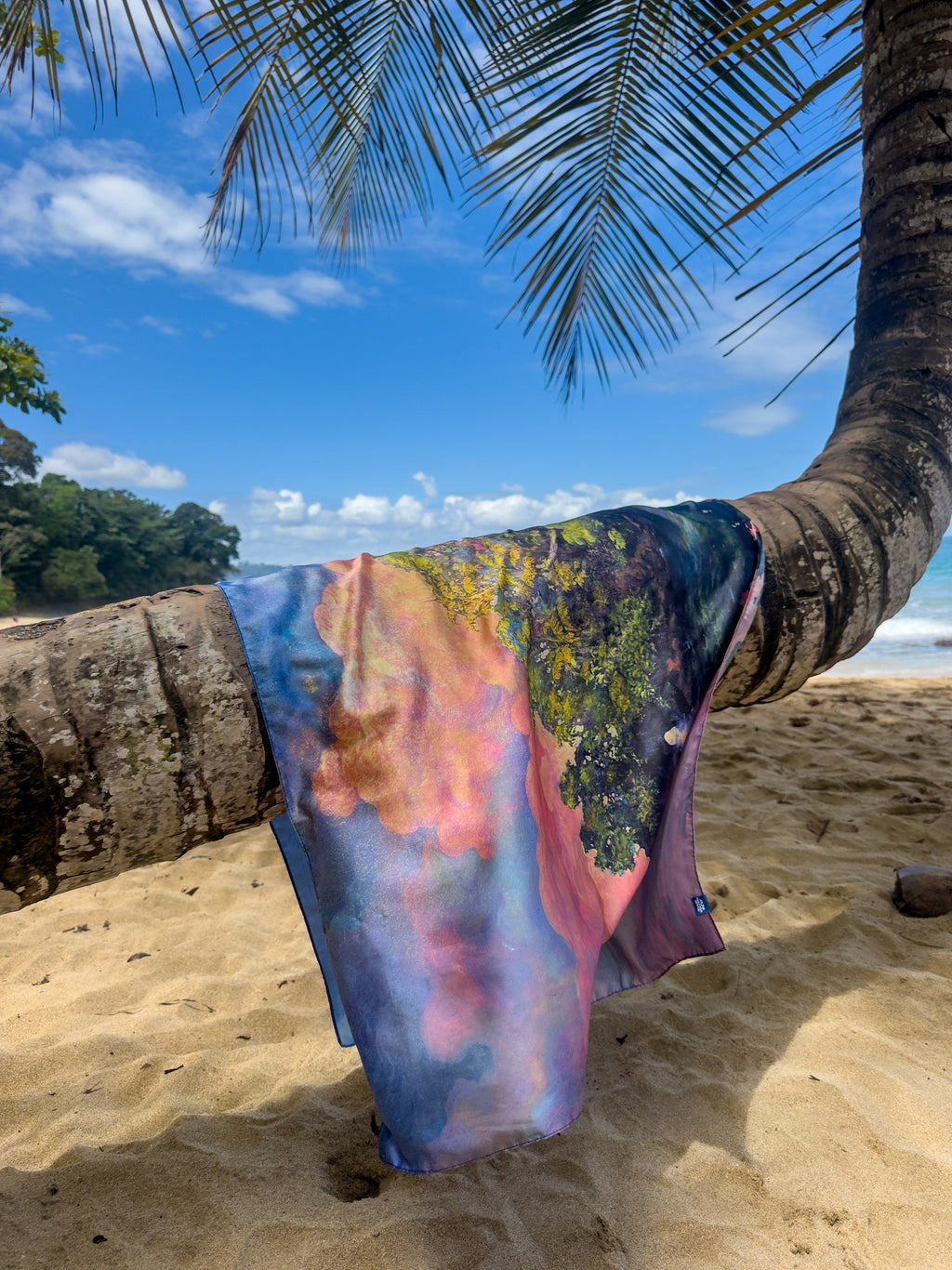 Pareo para playa con diseño de Punta Uva Puerto Viejo