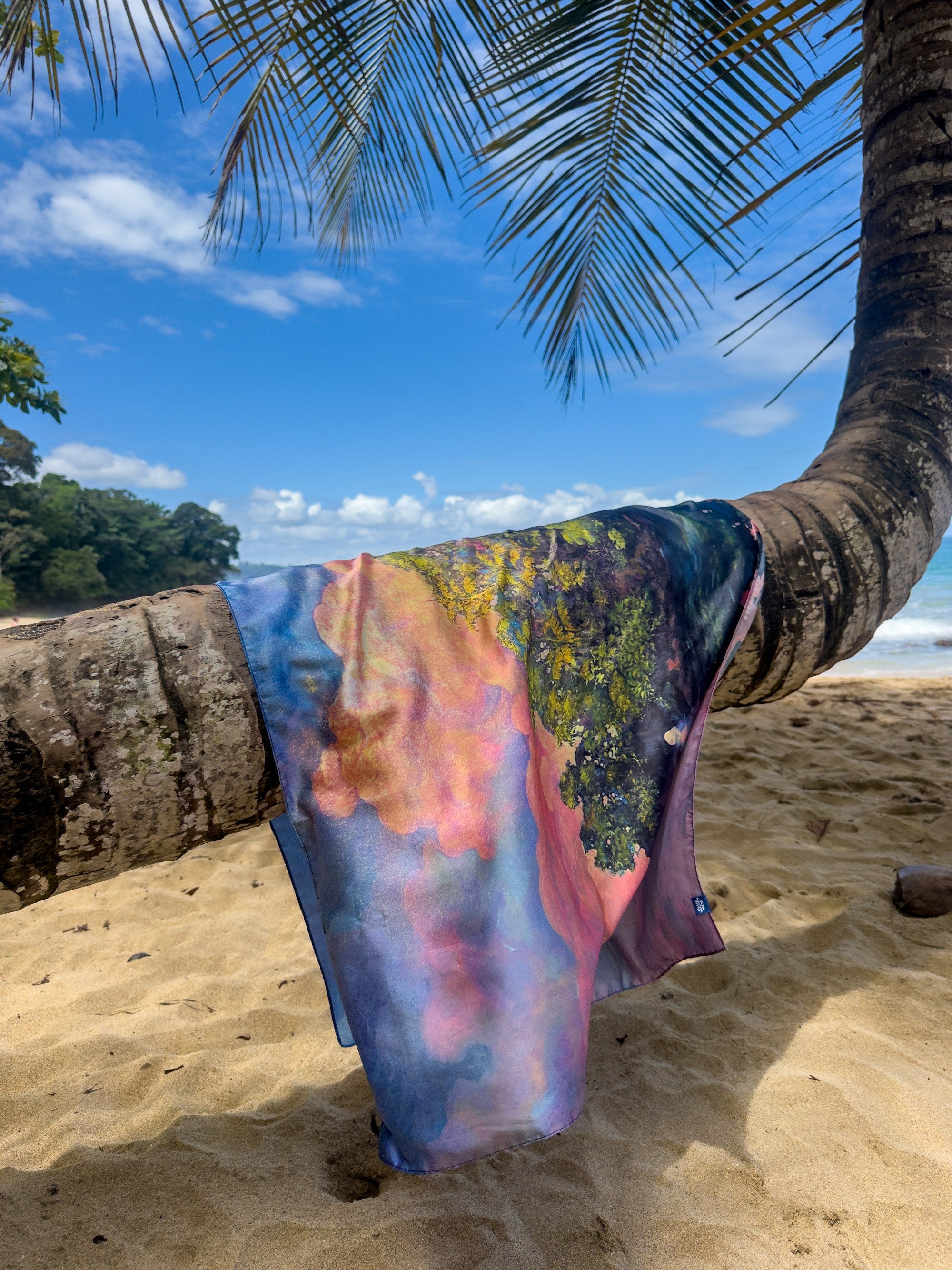 Pareo para playa con diseño de Punta Uva Puerto Viejo