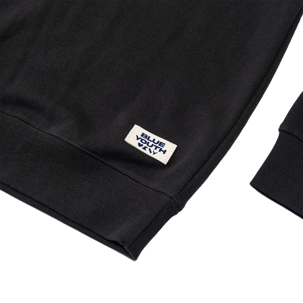 Shark - Crewneck